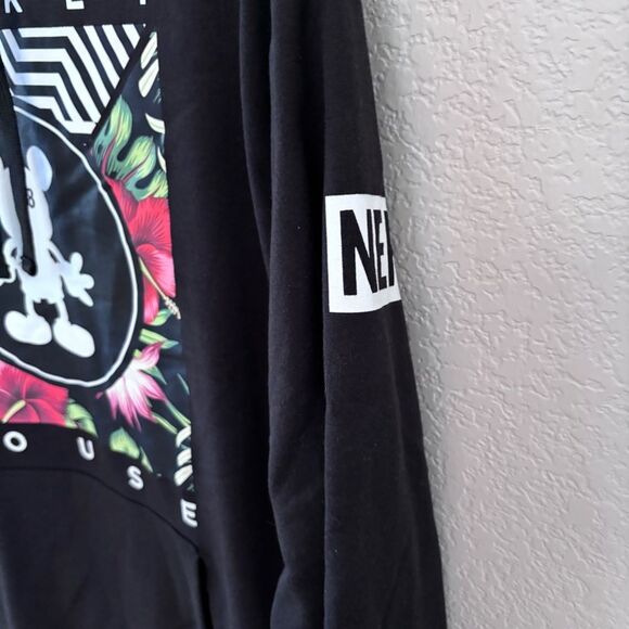 NWT NEFF Disney Men's Hoodie Size S Sweater Black Mickey Mouse Geometric Floral - Picture 3 of 7